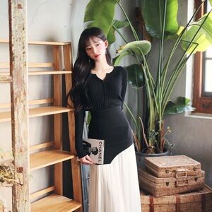 If You Korean Black Cropped Cardigan